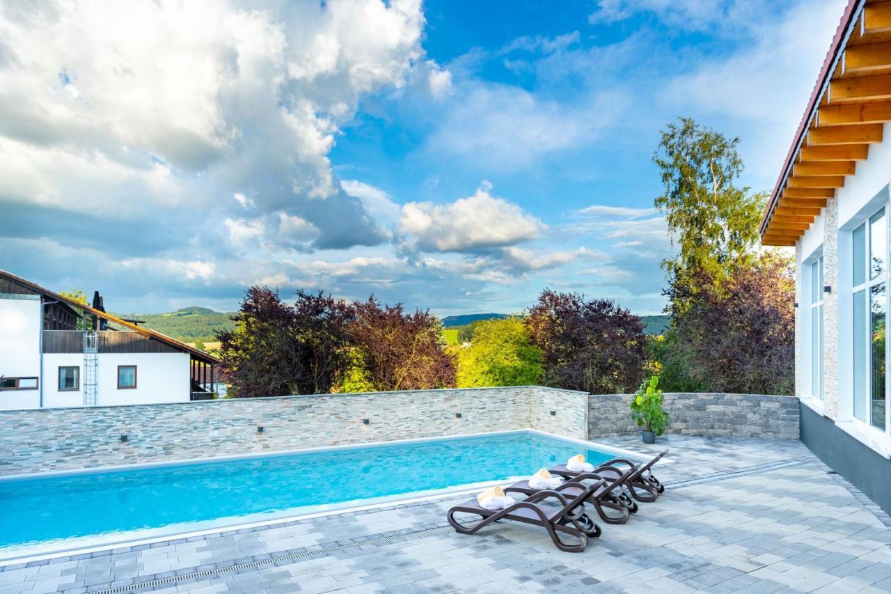 Hotel Rhoen Residence Dipperz Exterior photo